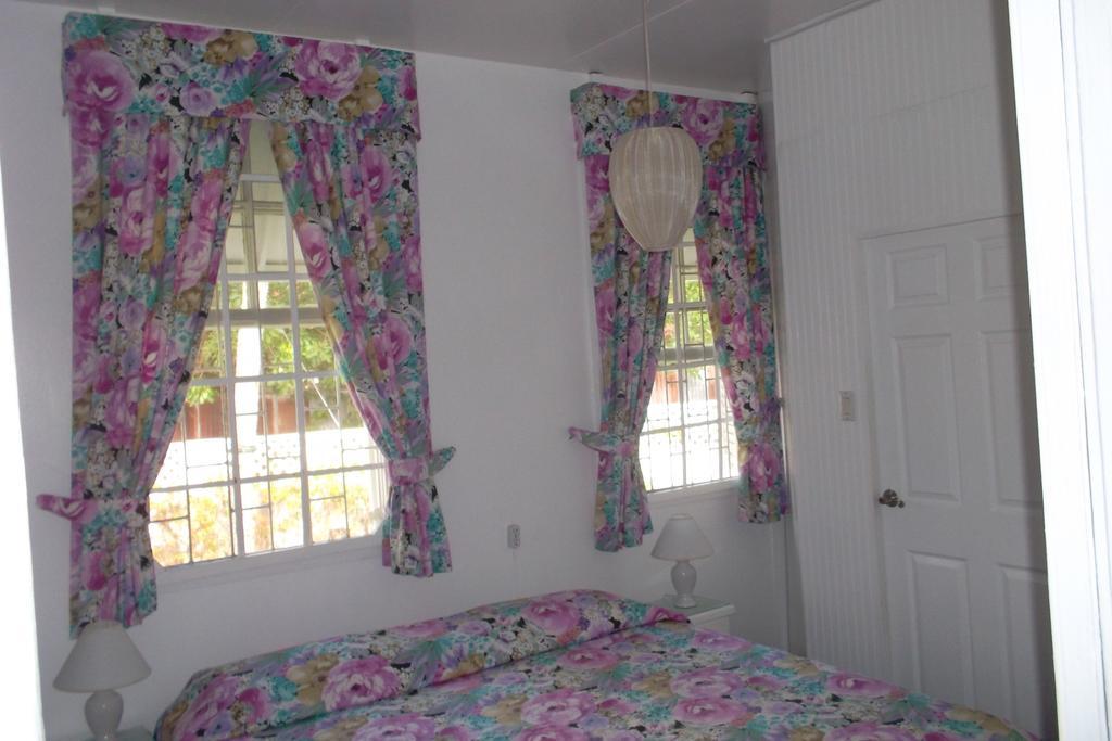 Beach Guest House Cleverdale Bridgetown Bagian luar foto
